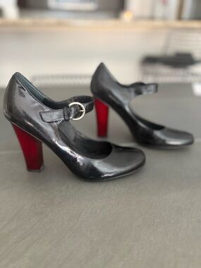 Nine West Black Patent Mary Jane Heels with Red Block Heel